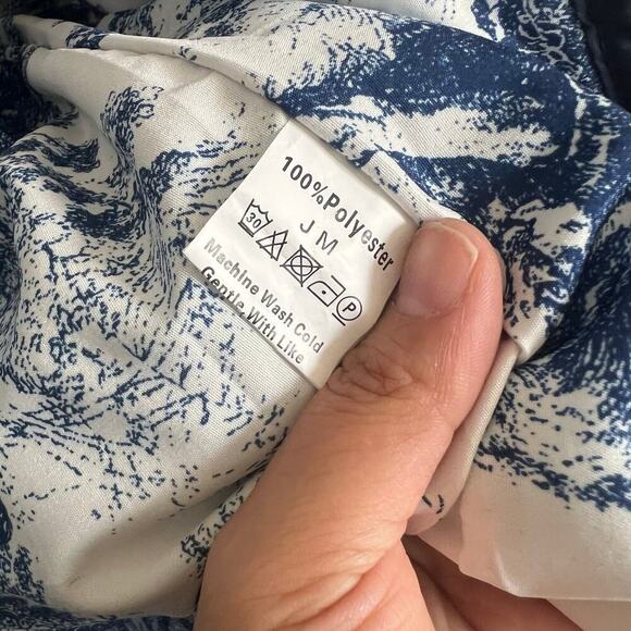 Women's Cropped Floral Quilted Open‎ Front Puffer Jacket White Blue Size Large - Picture 10 of 10